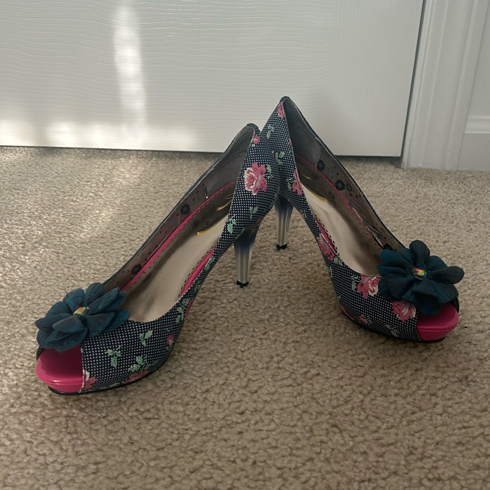 Poetic License Heels